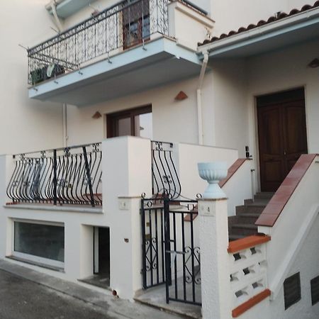 Appartamento Per Vacanza Castelsardo Exterior foto